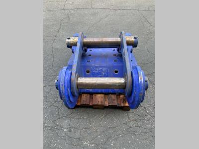 Xcentric attacco rapido  Xcentric GO MAX  per ripper XR 42/Cat 330 sold by Rammit SpA